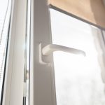 Műanyag ajtó hőhídmentes bejárati megoldások passzívházakhoz-2 t-ablak.hu